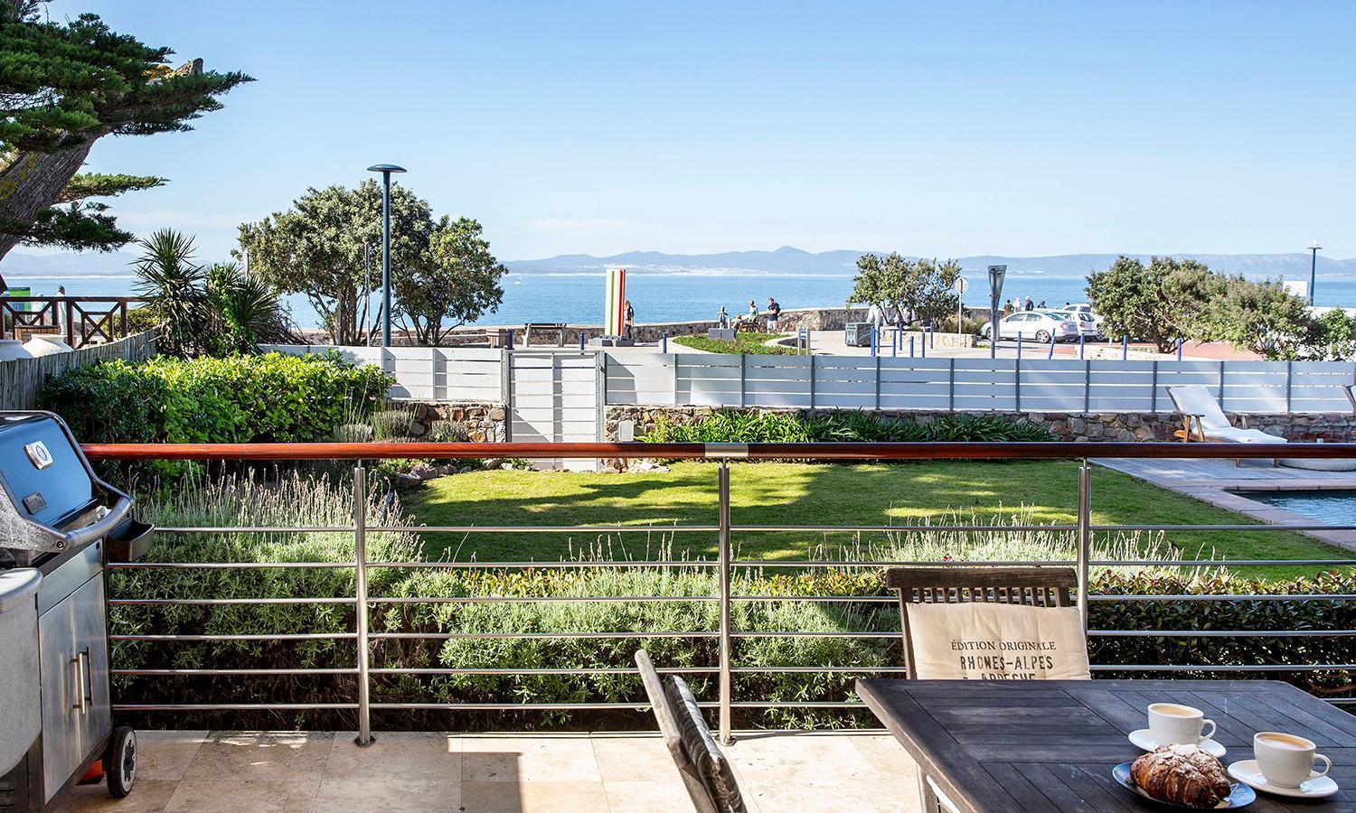 74 On Marine Appartement Hermanus Buitenkant foto