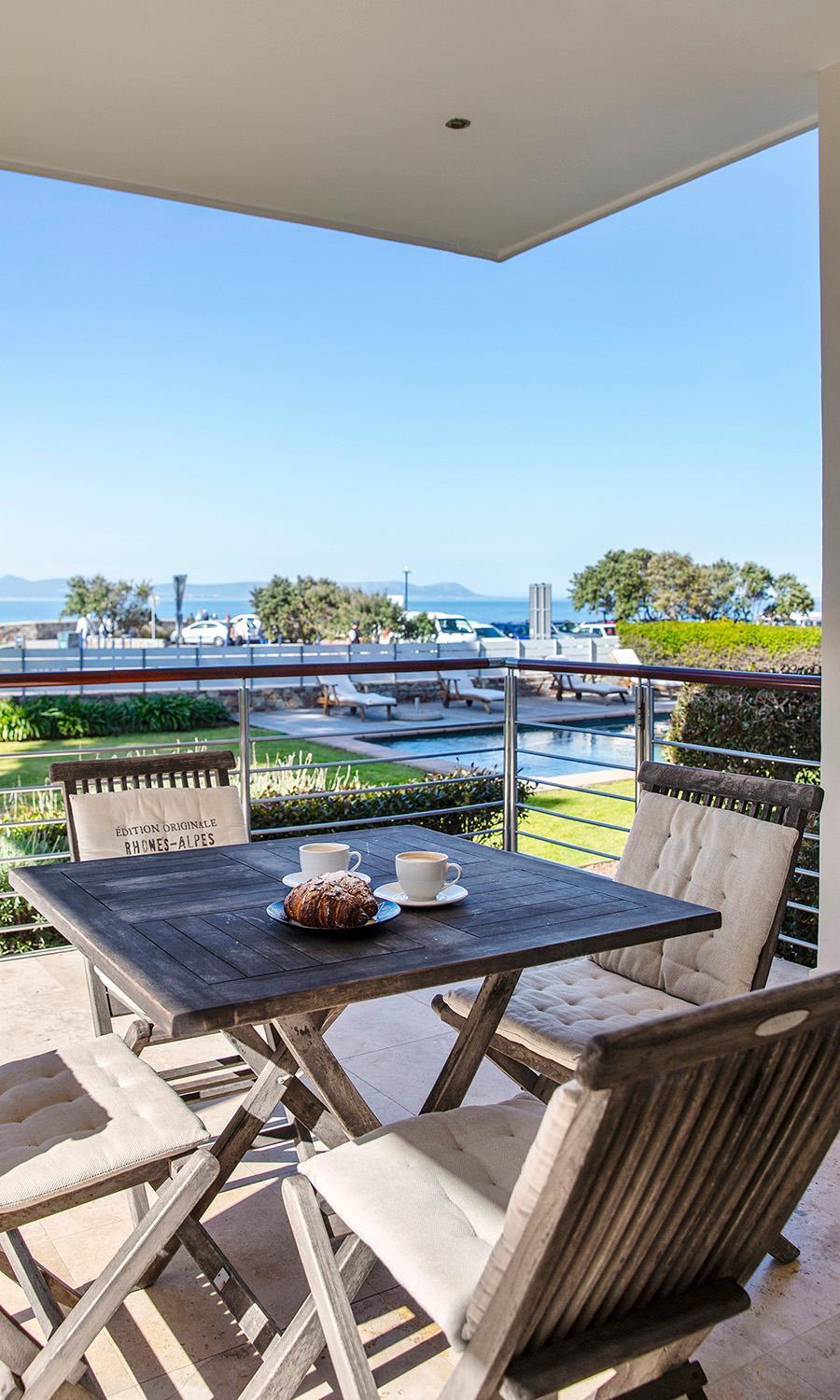 74 On Marine Appartement Hermanus Buitenkant foto