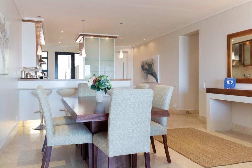 74 On Marine Appartement Hermanus Kamer foto