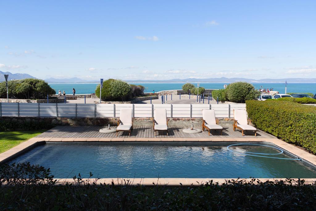 74 On Marine Appartement Hermanus Kamer foto