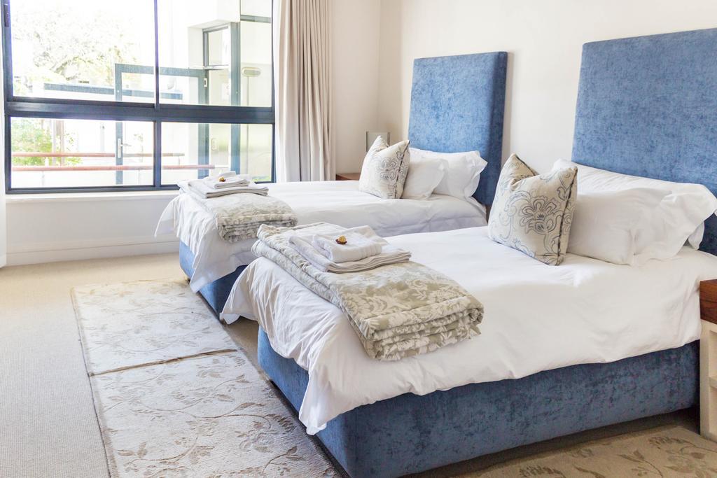 74 On Marine Appartement Hermanus Kamer foto