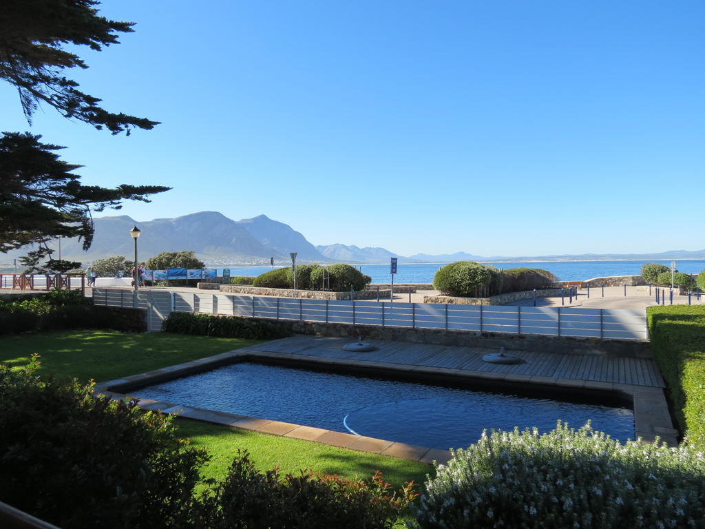 74 On Marine Appartement Hermanus Kamer foto